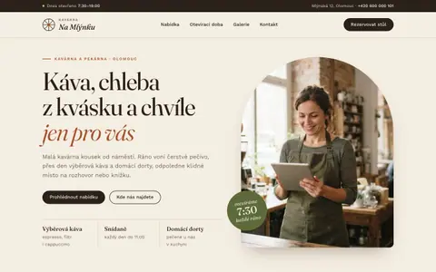 Ukázkový web: Kavárna Na Mlýnku na počítači